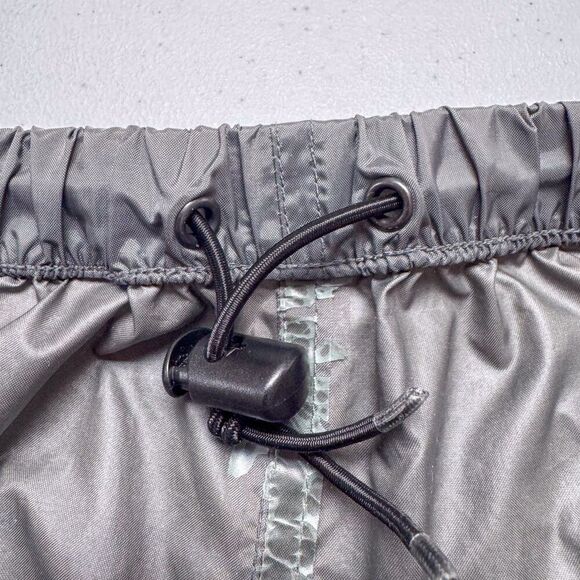 Cabelas Waterproof Pants Mens Large Gray Outdoor Hiking Camping Nylon 32x30 - Picture 9 of 13